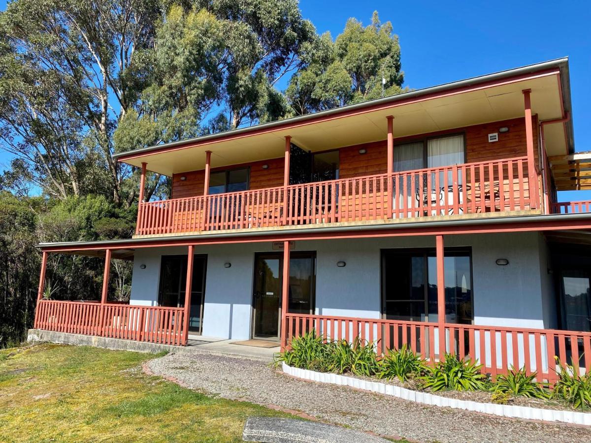 Motel Gordon Gateway Strahan Exteriér fotografie