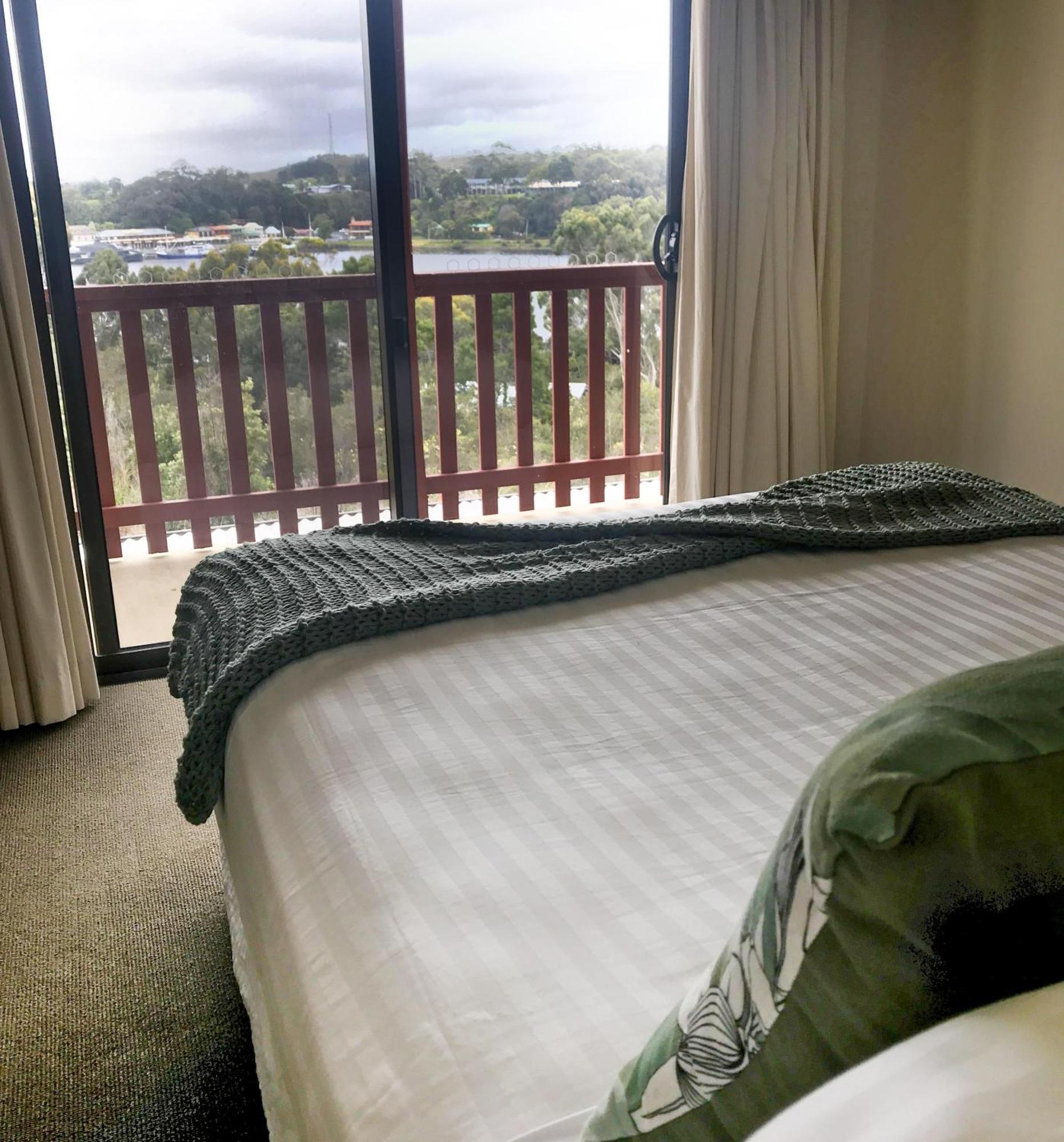 Motel Gordon Gateway Strahan Exteriér fotografie